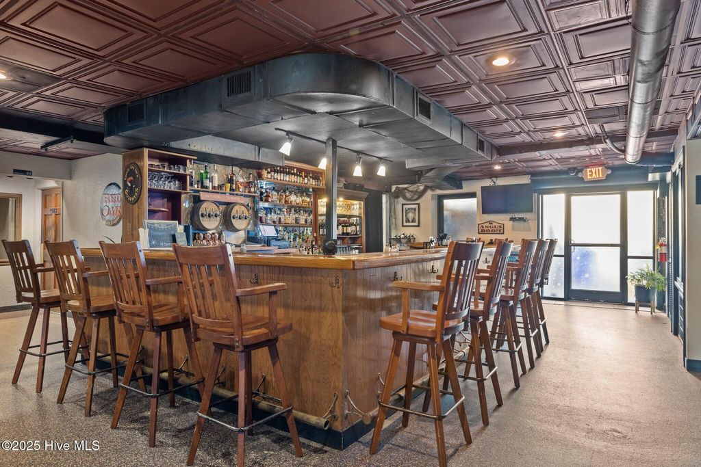 Image 10 of property listing at 509 Front Street, Beaufort, NC 28516