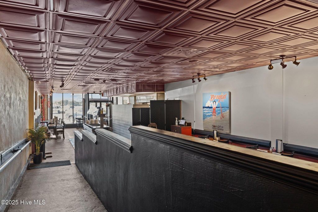 Image 19 of property listing at 509 Front Street, Beaufort, NC 28516