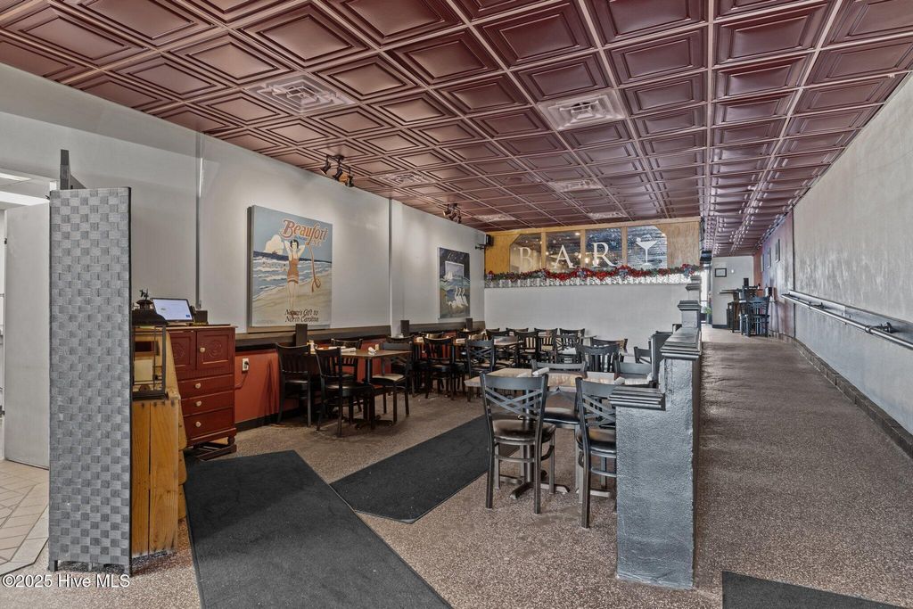 Image 20 of property listing at 509 Front Street, Beaufort, NC 28516