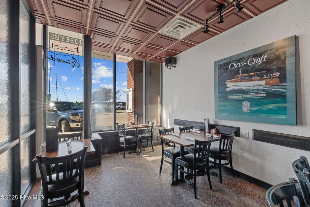 Image 32 of property listing at 509 Front Street, Beaufort, NC 28516