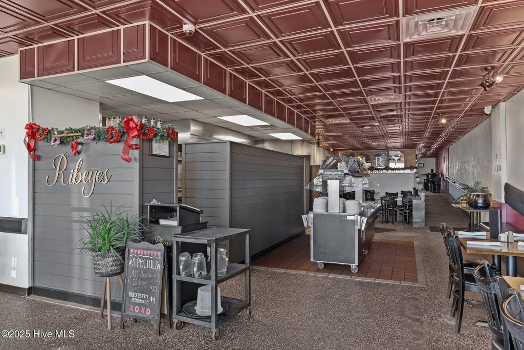 Image 34 of property listing at 509 Front Street, Beaufort, NC 28516