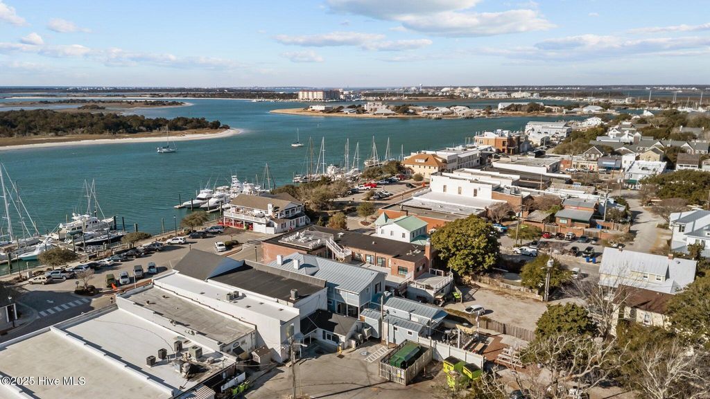 Image 46 of property listing at 509 Front Street, Beaufort, NC 28516