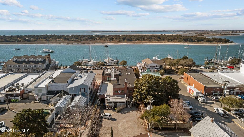 Image 48 of property listing at 509 Front Street, Beaufort, NC 28516