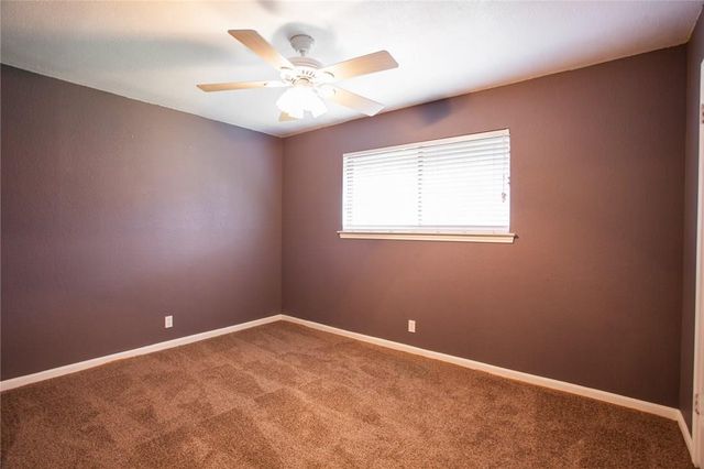 309 Juniper DR, Mountain City, TX 78610