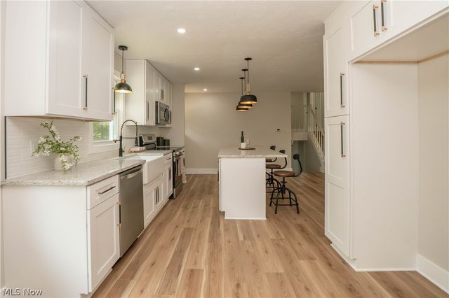 7148 Chatham Road, Medina, OH 44256