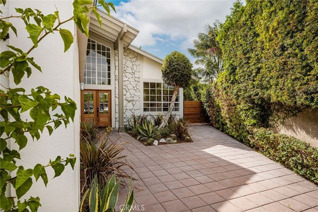 3106 Lilly Avenue, Los Alamitos, CA 90808