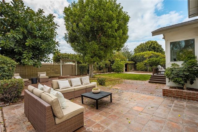 3106 Lilly Avenue, Los Alamitos, CA 90808