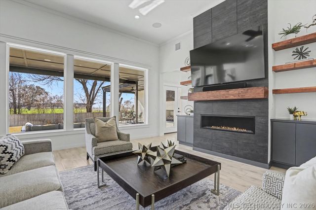 6756 E 128th Street S, Bixby, OK 74008