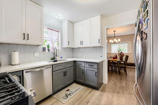 8927 Langdon Lane, Houston, TX 77036