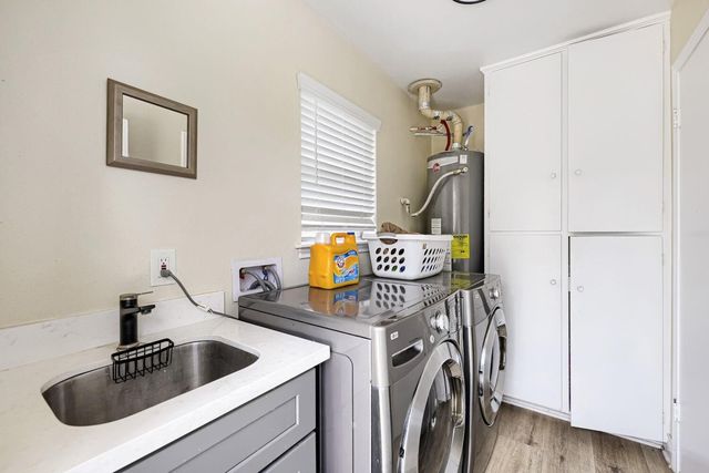 8927 Langdon Lane, Houston, TX 77036