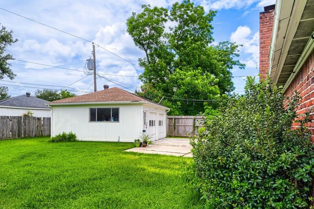 8927 Langdon Lane, Houston, TX 77036