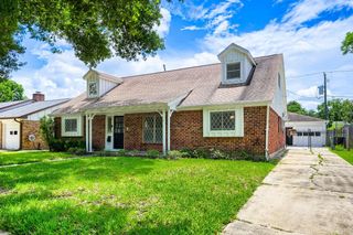 8927 Langdon Lane, Houston, TX 77036