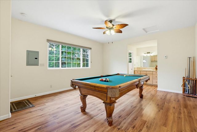 16005 Langley Pl, Grass Valley, CA 95949