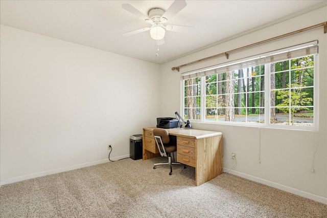 16005 Langley Pl, Grass Valley, CA 95949