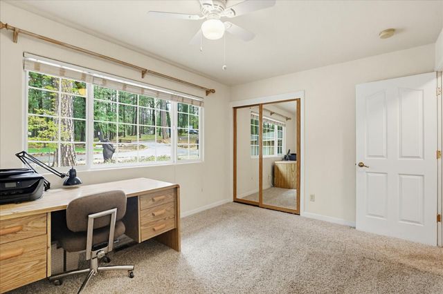 16005 Langley Pl, Grass Valley, CA 95949