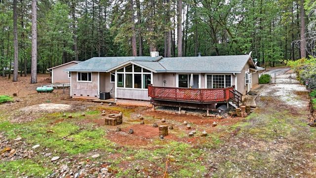 16005 Langley Pl, Grass Valley, CA 95949