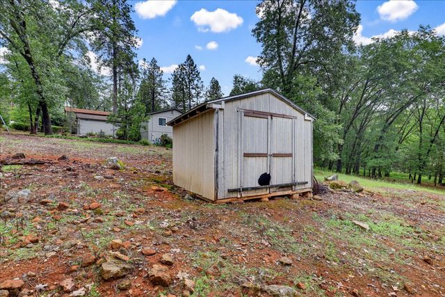 16005 Langley Pl, Grass Valley, CA 95949