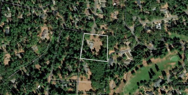 16005 Langley Pl, Grass Valley, CA 95949