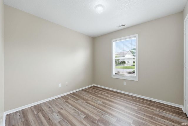 1718 Monet Cove, Fort Wayne, IN 46845