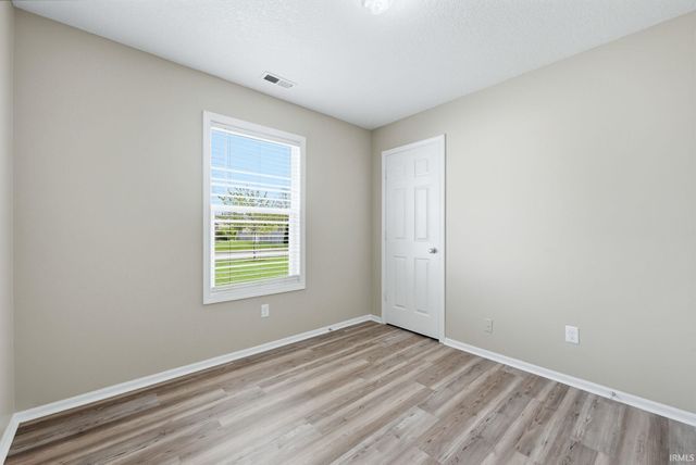1718 Monet Cove, Fort Wayne, IN 46845