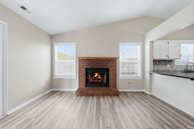 1718 Monet Cove, Fort Wayne, IN 46845