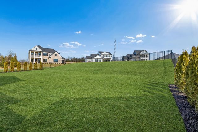 7283 Fiddlers Glen Dr, Arrington, TN 37014