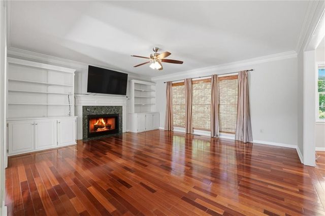 505 Saint Marks Drive SW, Lilburn, GA 30047