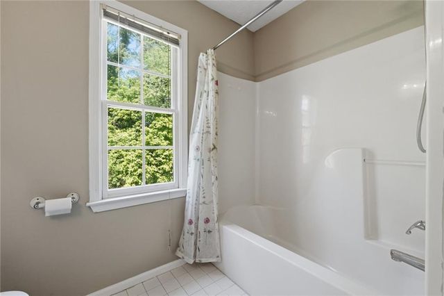 505 Saint Marks Drive SW, Lilburn, GA 30047