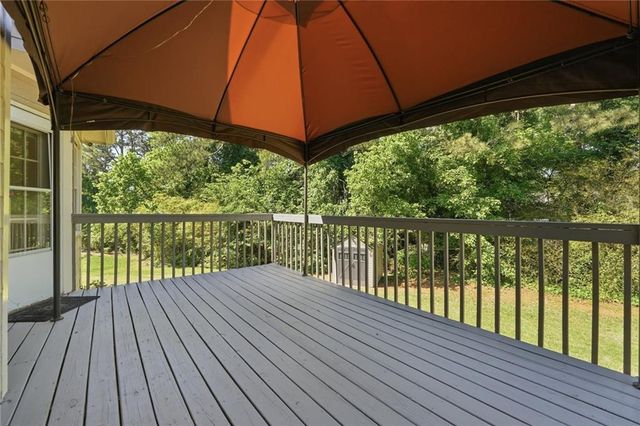 505 Saint Marks Drive SW, Lilburn, GA 30047