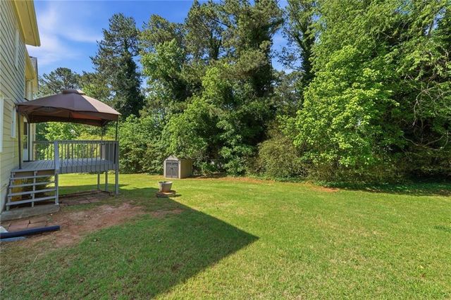 505 Saint Marks Drive SW, Lilburn, GA 30047