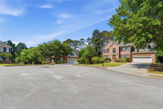 505 Saint Marks Drive SW, Lilburn, GA 30047