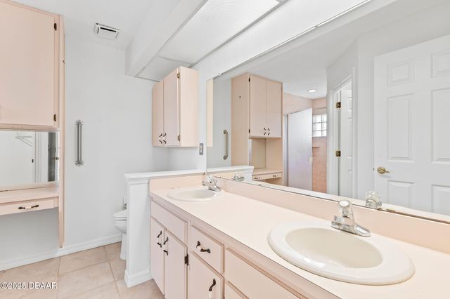 36 Sand Dollar Drive, Ormond Beach, FL 32176