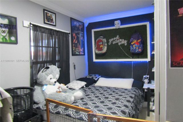 2223 NW 32nd St, Miami, FL 33142