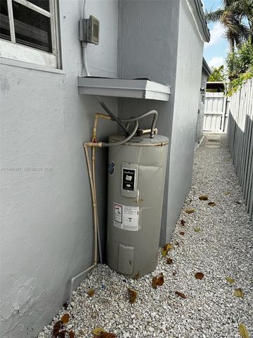 2223 NW 32nd St, Miami, FL 33142