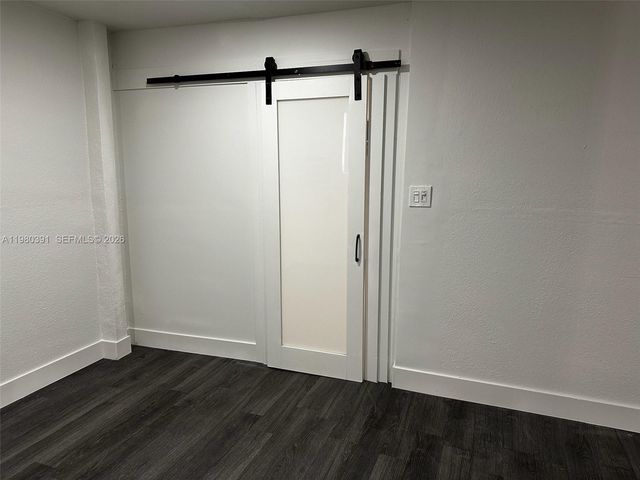 2223 NW 32nd St, Miami, FL 33142