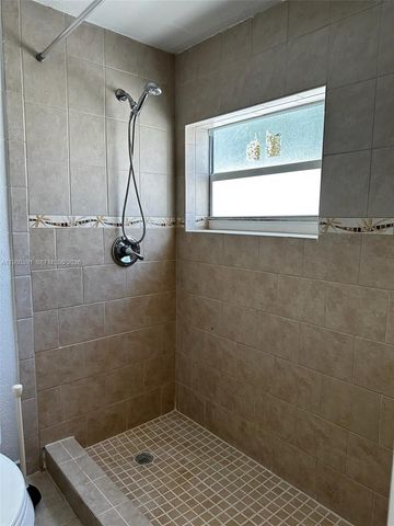 2223 NW 32nd St, Miami, FL 33142