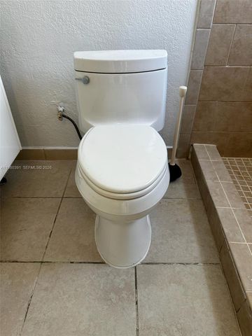 2223 NW 32nd St, Miami, FL 33142