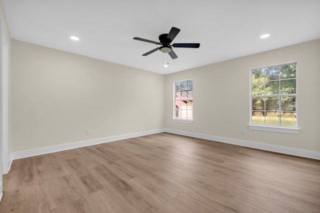 5185 Santos W Drive, Mobile, AL 36619