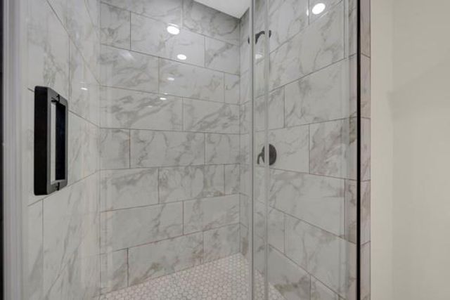 5185 Santos W Drive, Mobile, AL 36619