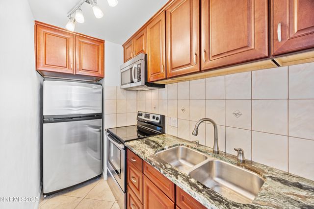 100 N Arlington Avenue 7b, Reno, NV 89501