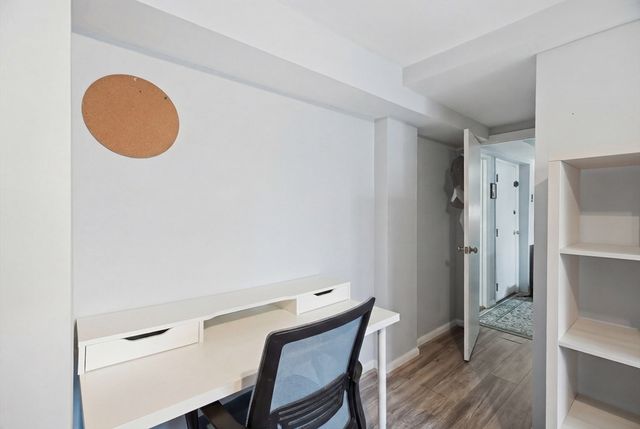 26 Commonwealth Ter 1, Boston, MA 02135