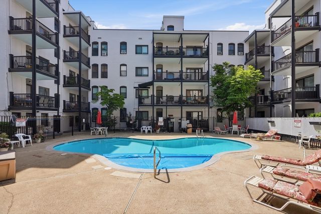 26 Commonwealth Ter 1, Boston, MA 02135