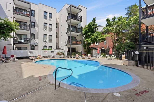 26 Commonwealth Ter 1, Boston, MA 02135