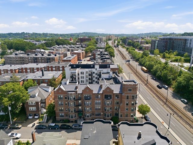 26 Commonwealth Ter 1, Boston, MA 02135