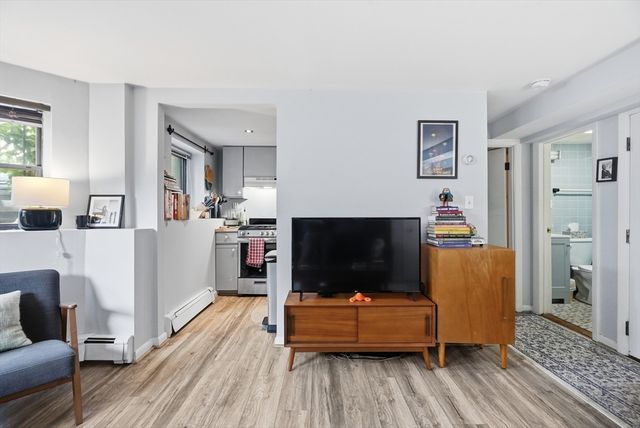 26 Commonwealth Ter 1, Boston, MA 02135