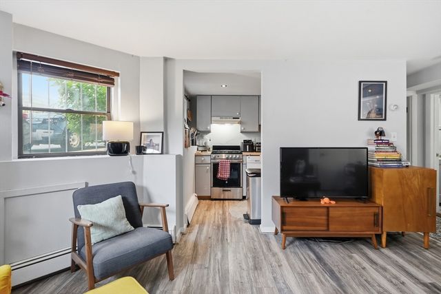 26 Commonwealth Ter 1, Boston, MA 02135