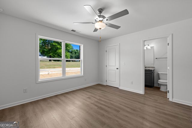799 Hunnicutt Avenue, Lagrange, GA 30240