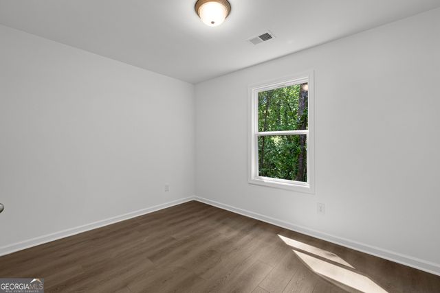 799 Hunnicutt Avenue, Lagrange, GA 30240
