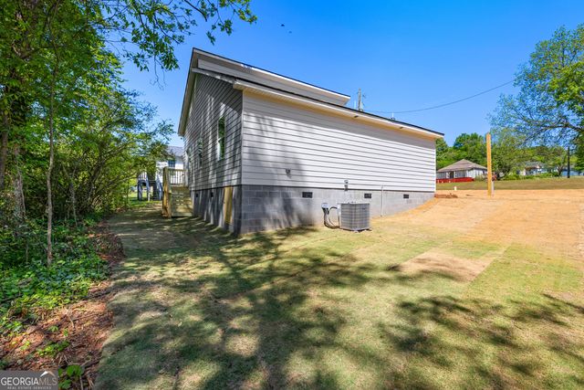 799 Hunnicutt Avenue, Lagrange, GA 30240