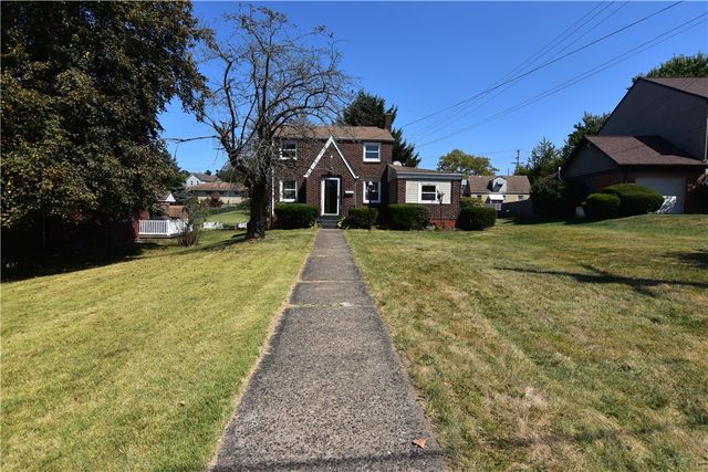 4803 Roberta Dr, West Mifflin, PA 15122